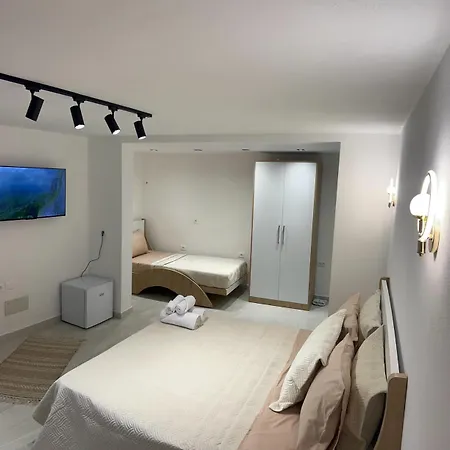 Aloha House Shkoder
